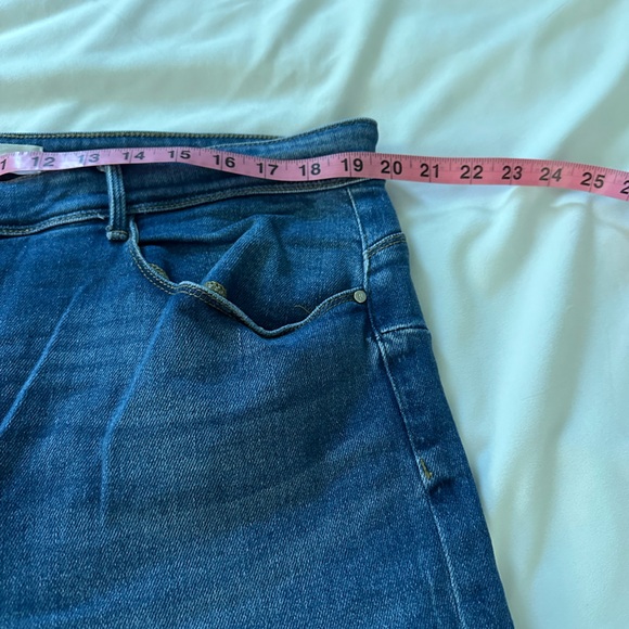 🌼Risen Medium Wash High Rise Split Hem Straight Leg Jeans size 2xl🌼 - Picture 5 of 8